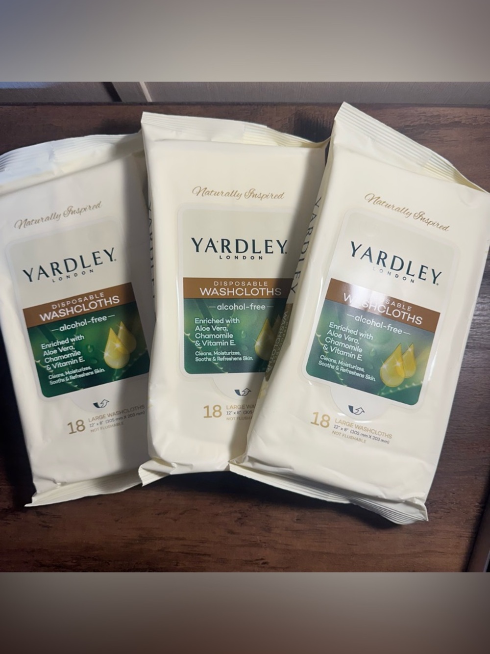 Yardley London Disposable Washcloths 3pk 18ct Large Wipes Aloe Chamomile Vit E